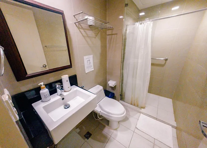 Cozi Venice Luxury Residences Alessandro Bgc W Pool Gym Apartment